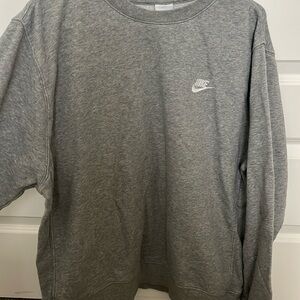 Nike Men’s Sportswear Club Crewneck